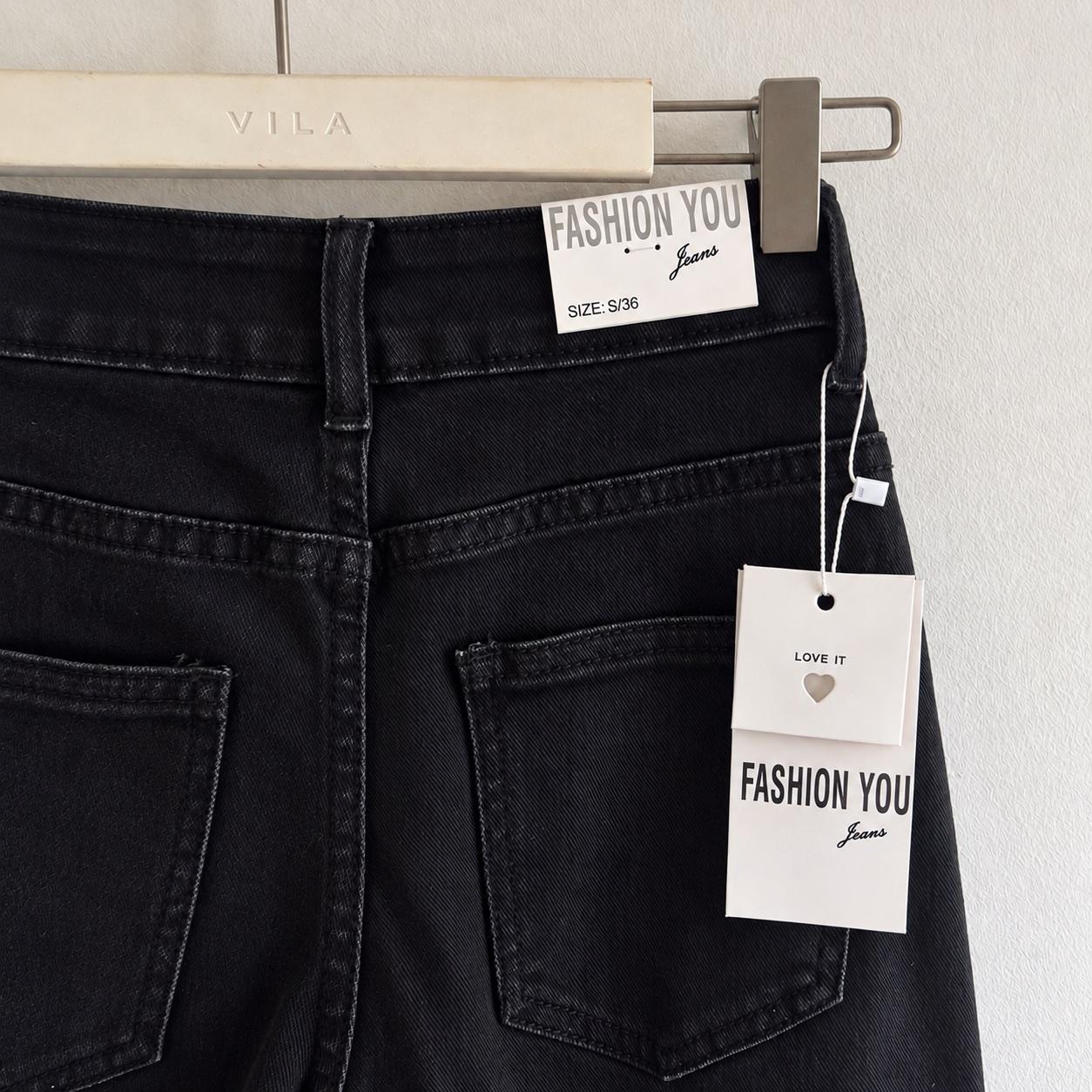 Schwarze Hose mit weitem Bein, Bild 2